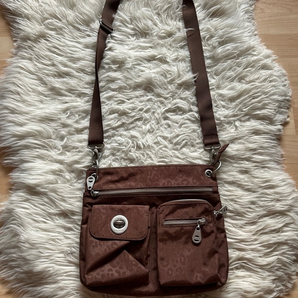 Baggallini Bags Baggalini Brown Leopard Adobe Crossbody Bag Poshmark
